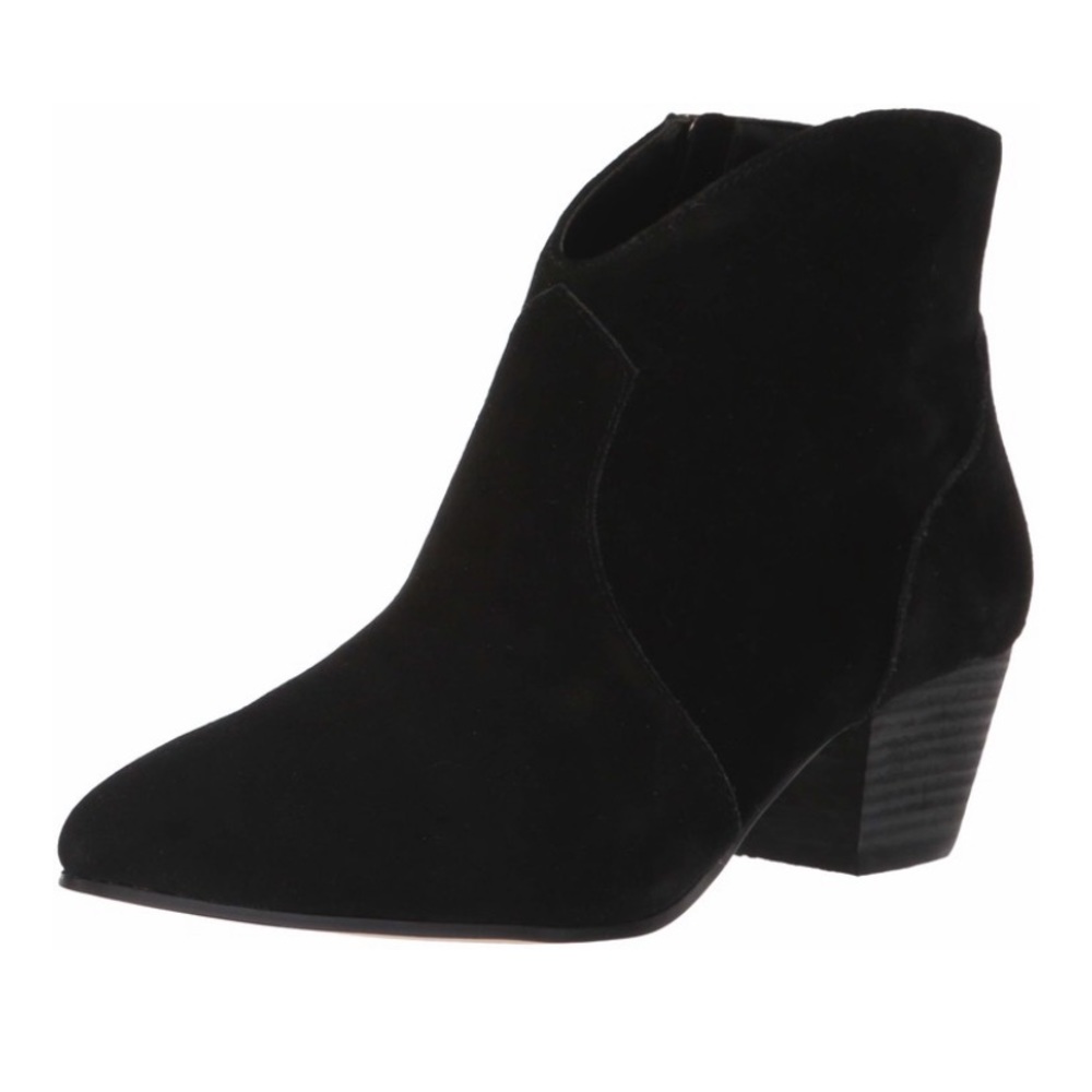 Tahari ankle boots size 61/2 suede Ta- Harrison .